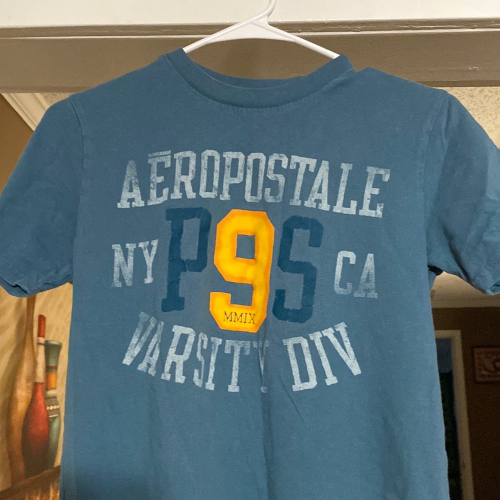 Aeropostale boys medium